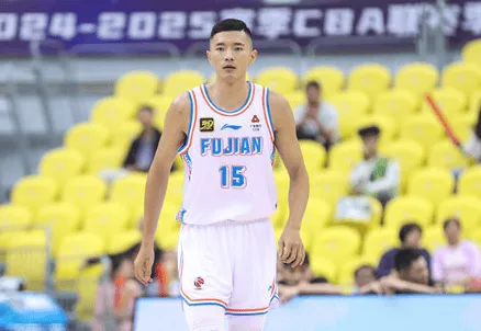 开云体育-陈林坚：在场上打得很放松，现在慢慢学会主动交流了