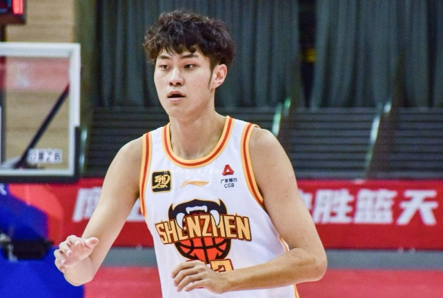 开云体育-深圳男篮官方辟谣：欠薪28月资金链断裂+球员转会不实 将法律维权